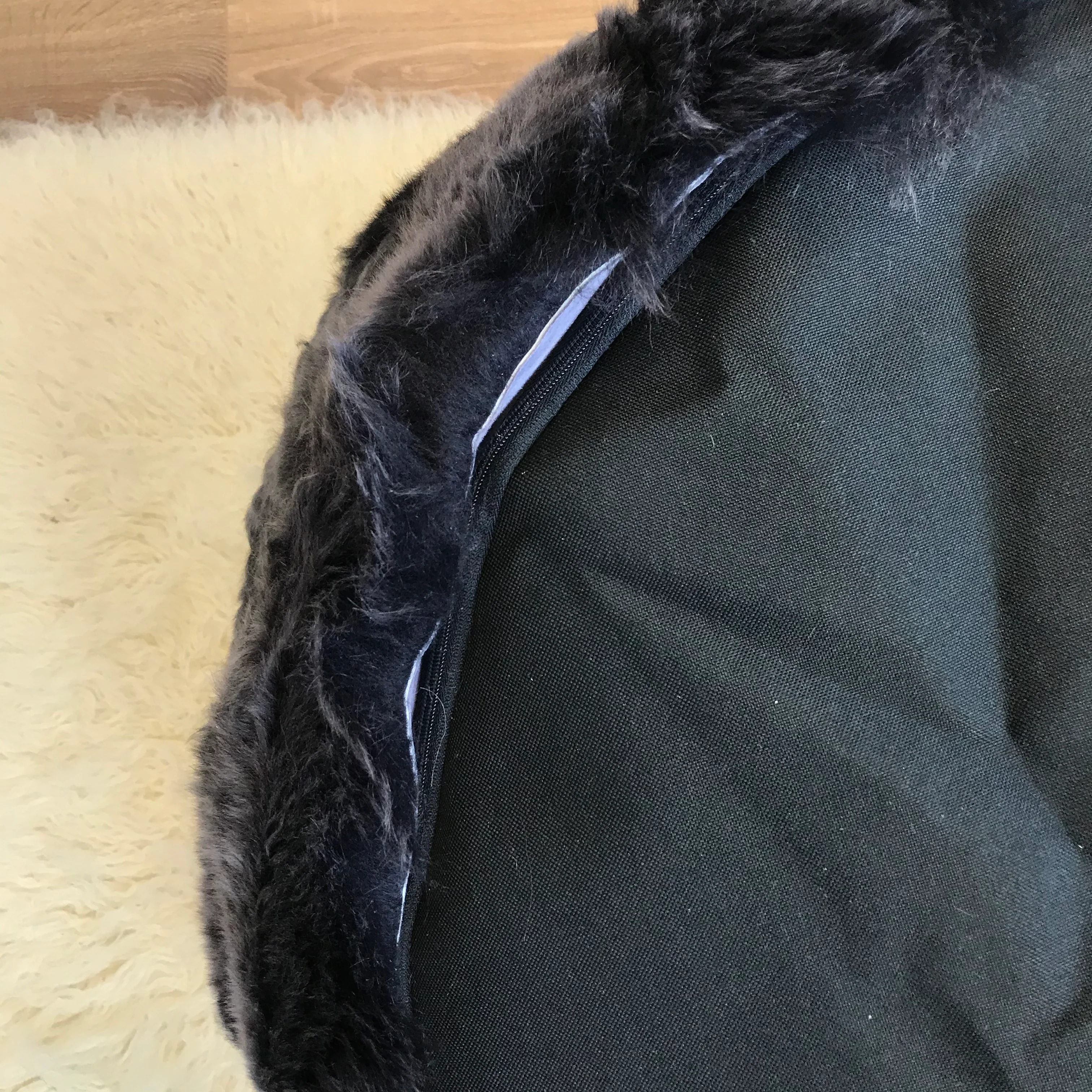 Adult Sheepskin Bean Bag | Icelandic | Graphite Grey Shorn - Image 4