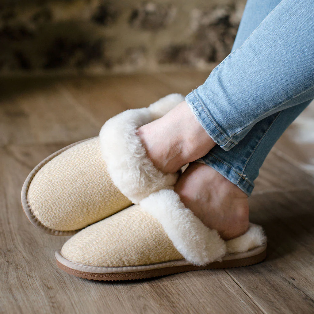 Deluxe Ladies 'Daisy' Sheepskin Slipper Mule - Herringbone Yellow - Image 2