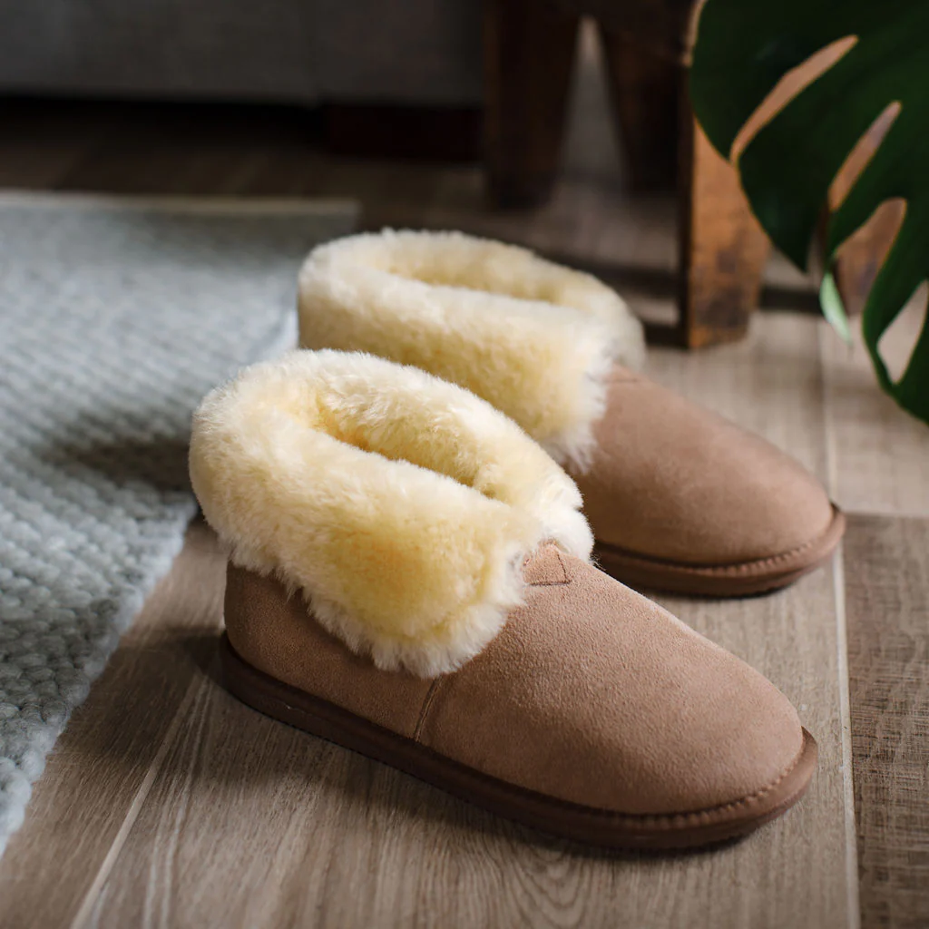 Deluxe Ladies 'Sarah' Sheepskin Slipper Boot - Chestnut - Image 3