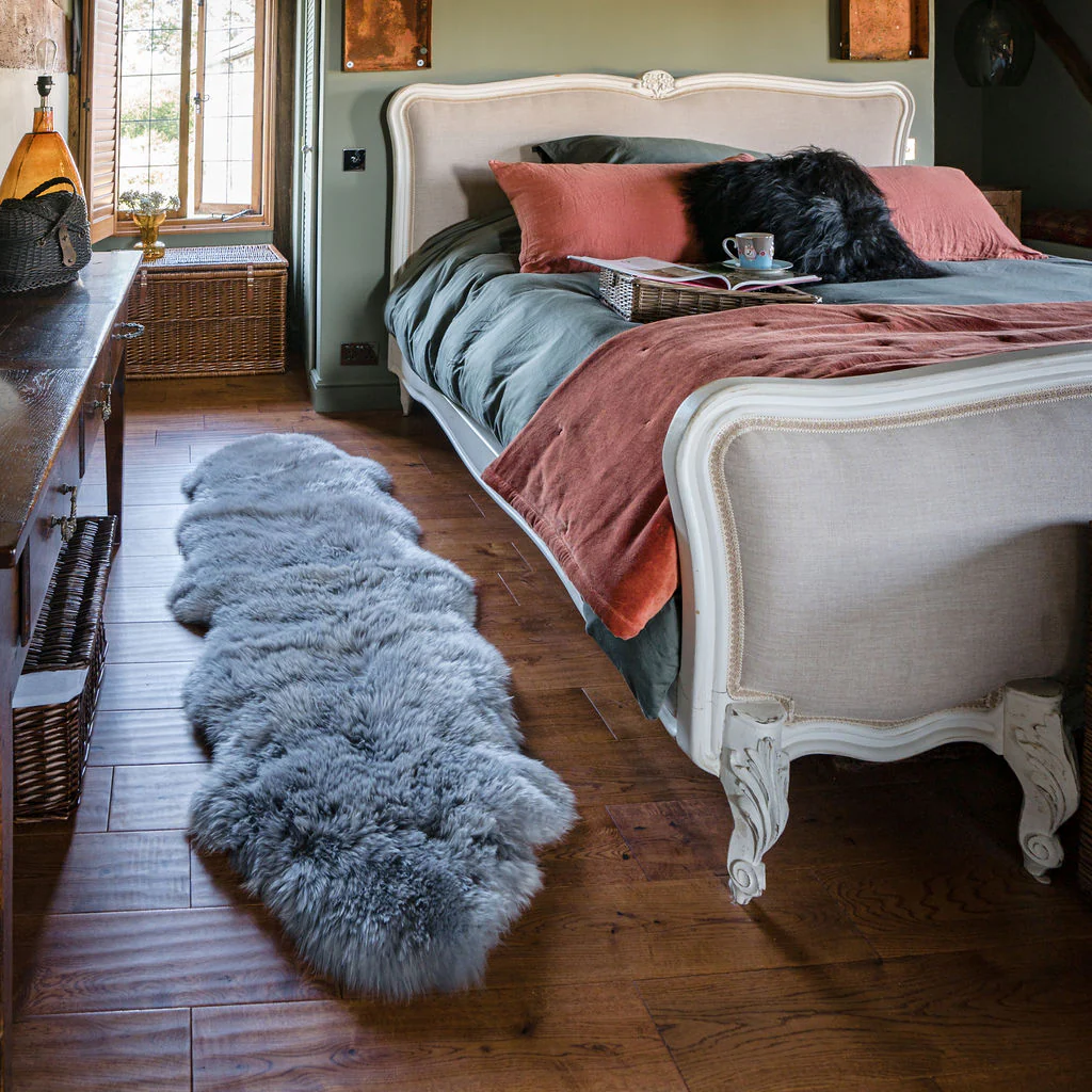 Double Sheepskin Rug - Image 8