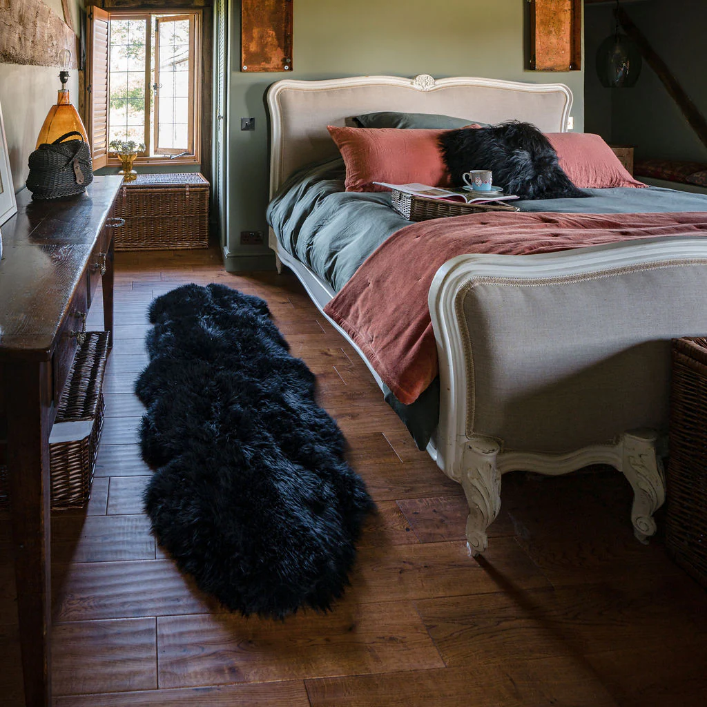 Double Sheepskin Rug - Image 9