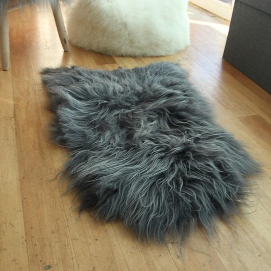 Icelandic Single Sheepskin Rug - Image 10
