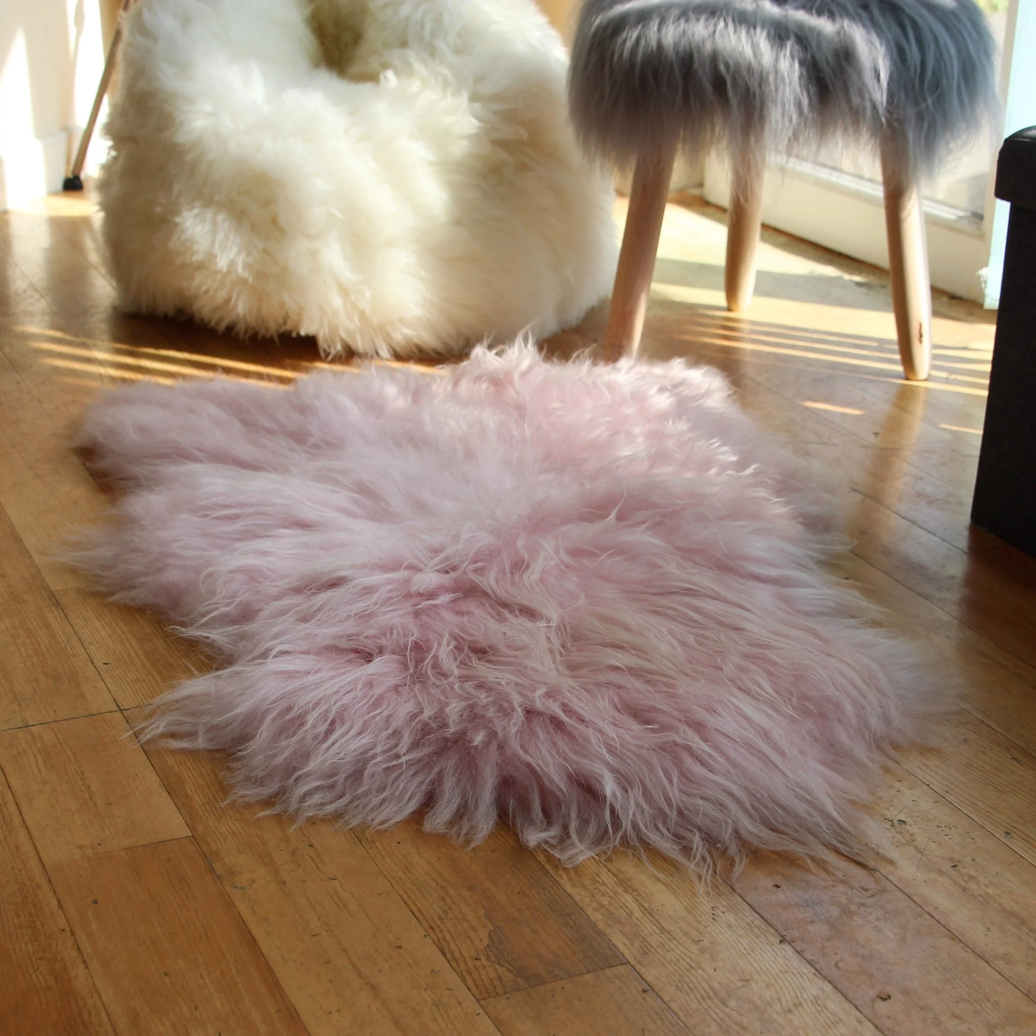 Icelandic Single Sheepskin Rug - Image 3