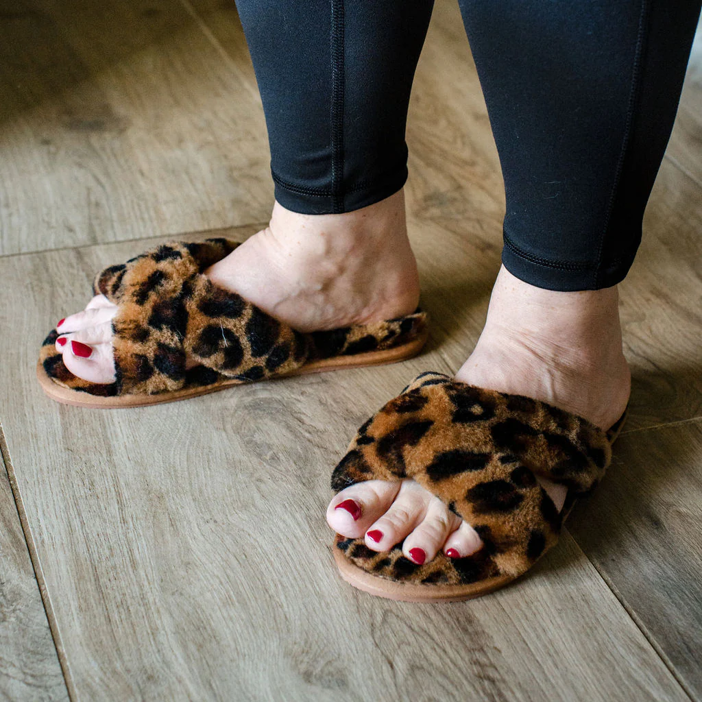 Ladies - Delilah Sheepskin Cross Over Slider - Leopard - Image 2